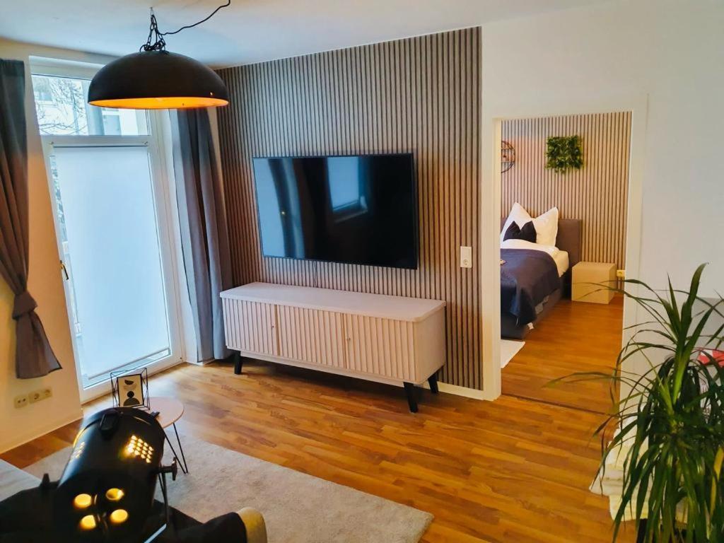 The World, Stilvolles Apartment, Stadtzentral, Parking Free, Late Check In Magdeburg Dış mekan fotoğraf